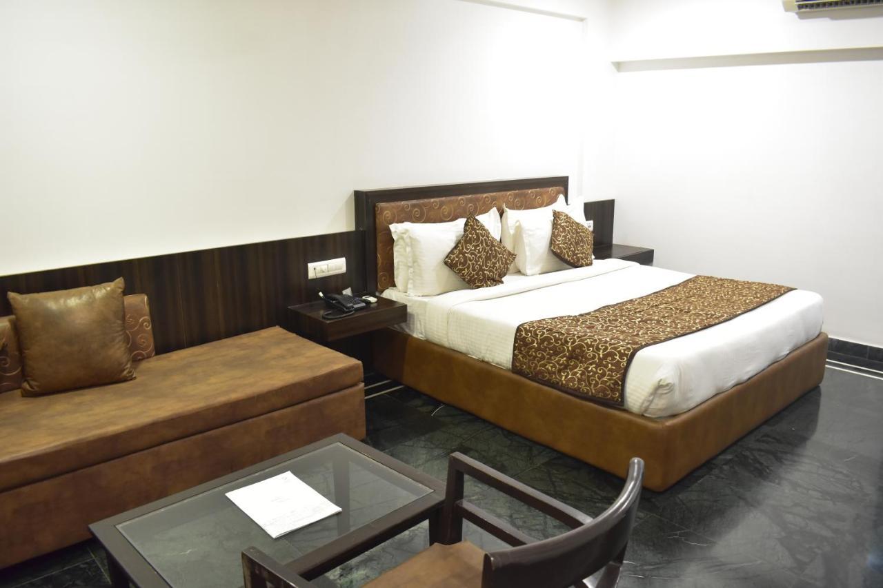 Shilpi Hill Resort Saputara Bagian luar foto