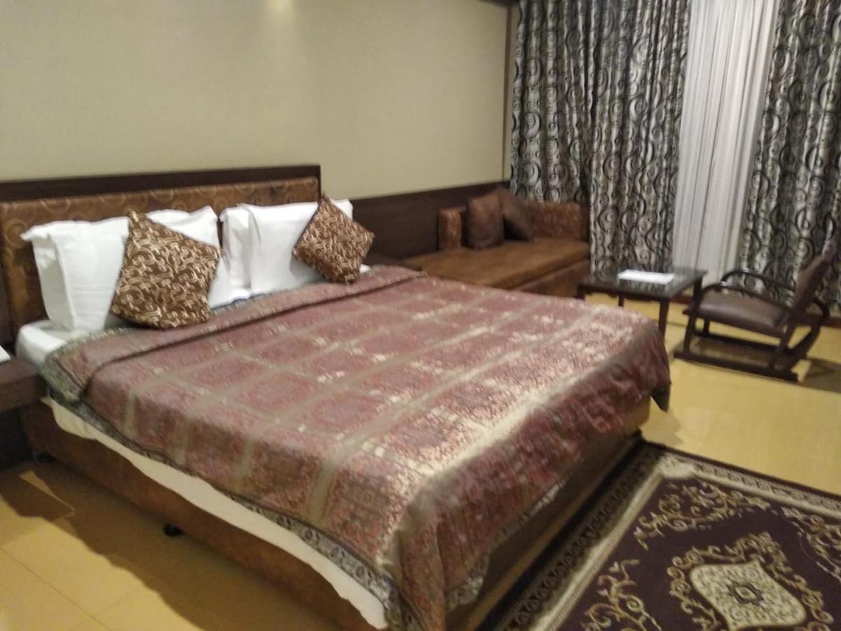 Shilpi Hill Resort Saputara Bagian luar foto
