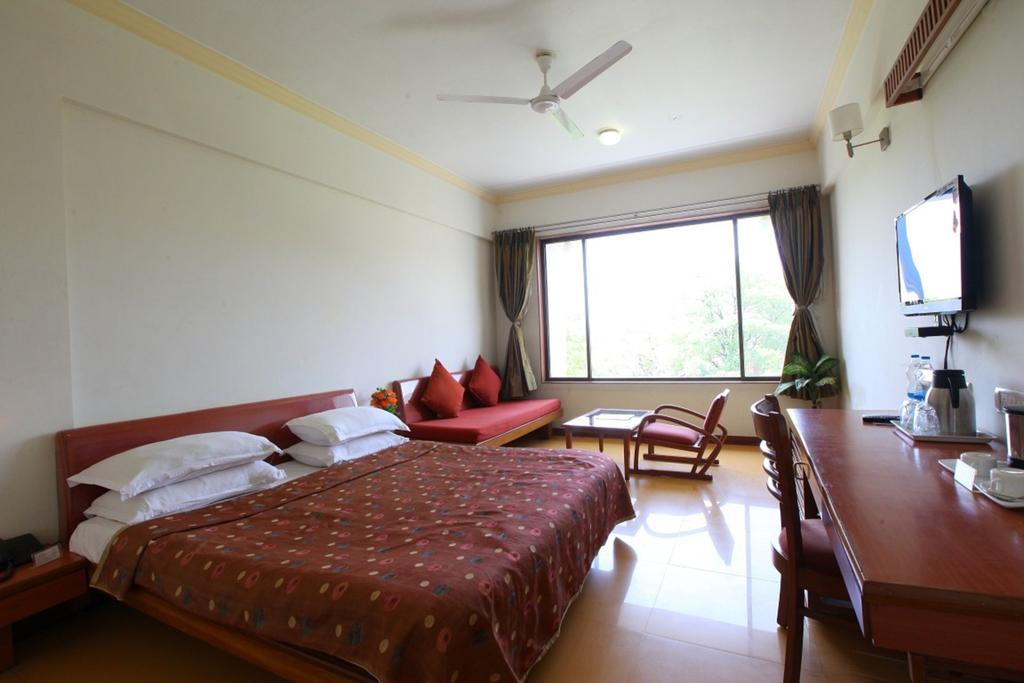 Shilpi Hill Resort Saputara Ruang foto