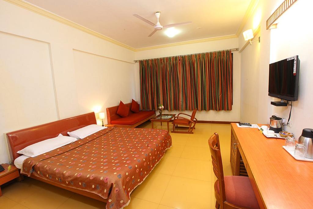 Shilpi Hill Resort Saputara Ruang foto